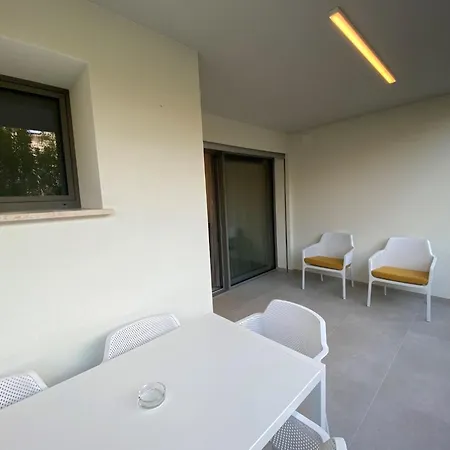 شقة Cozy Flat 300m From The بيبيوني